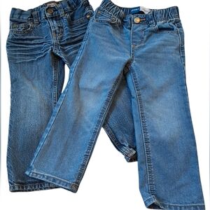 Two Pair of Boys Jeans Size 2T OshKosh Bgosh and Old Navy Denim Toddler Pants